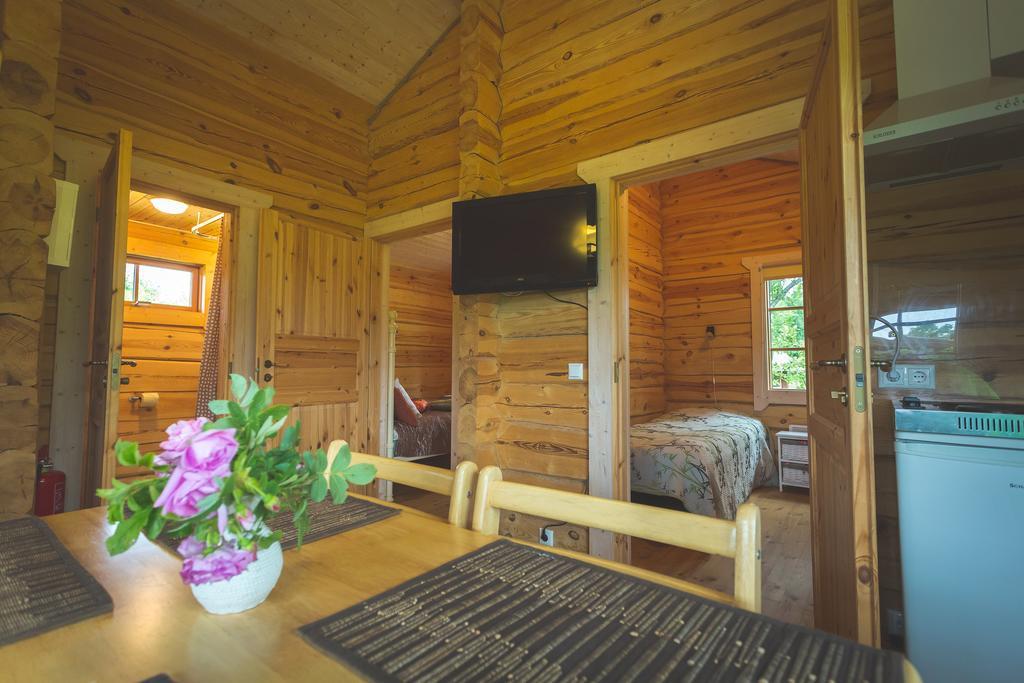 Arina Cottages Nasva Pokoj fotografie